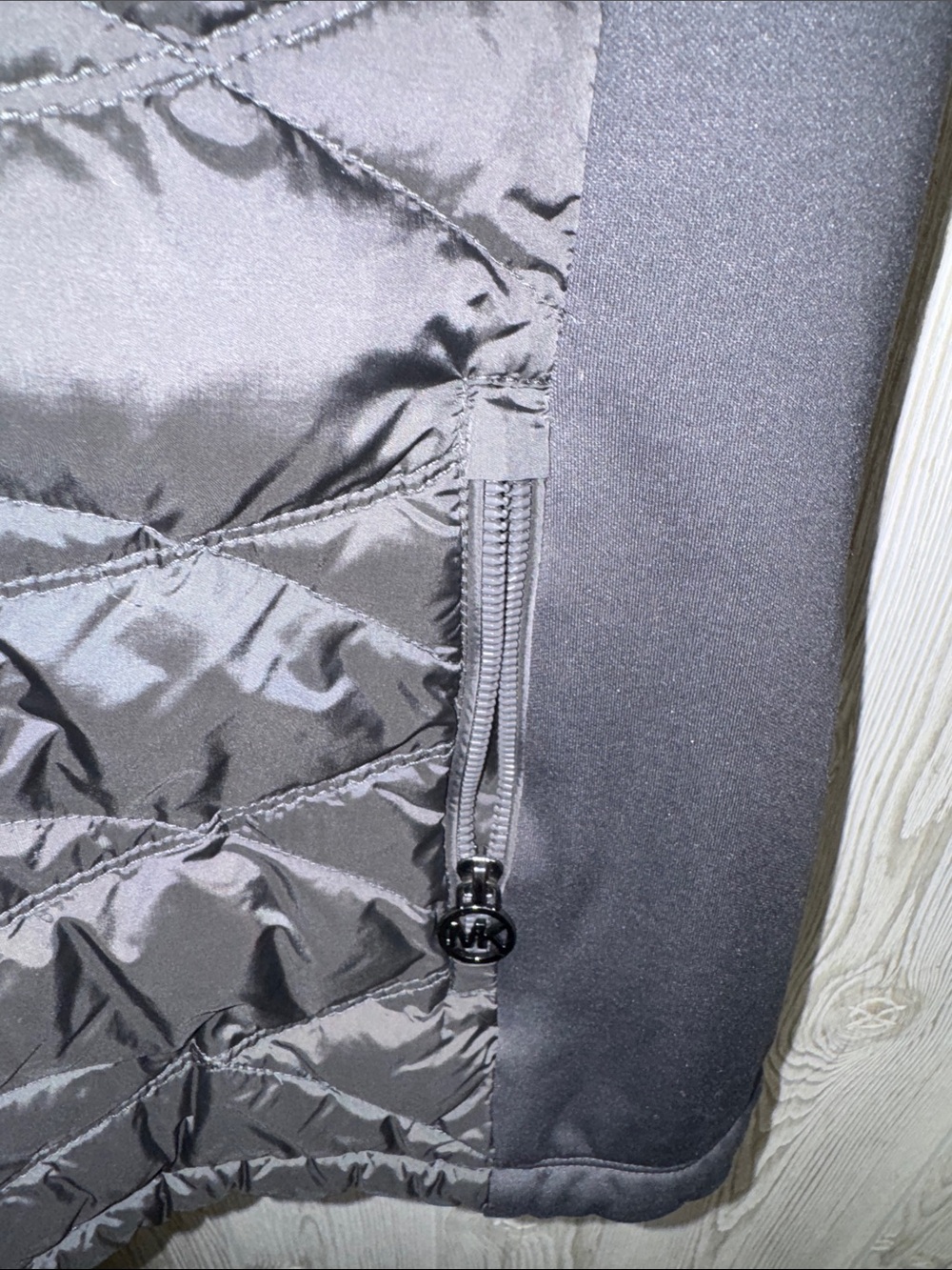 Michael Kors Black/Charcoal Gray packable Quilted Hooded Vest - Picture 4 of 6
